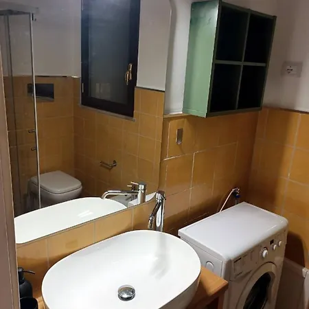 Holiday Sofia Apartman *
